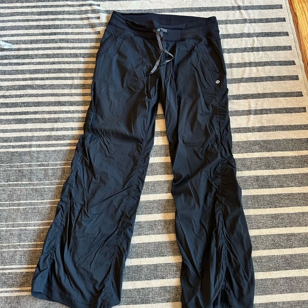Lululemon Dance Studio Size 10 Regular. Unlined B… - image 2